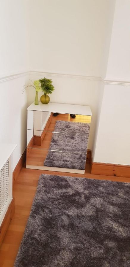 리버풀 Riverpool - Elegant House 1 Minute Walk To Anfield Stadium 빌라 외부 사진