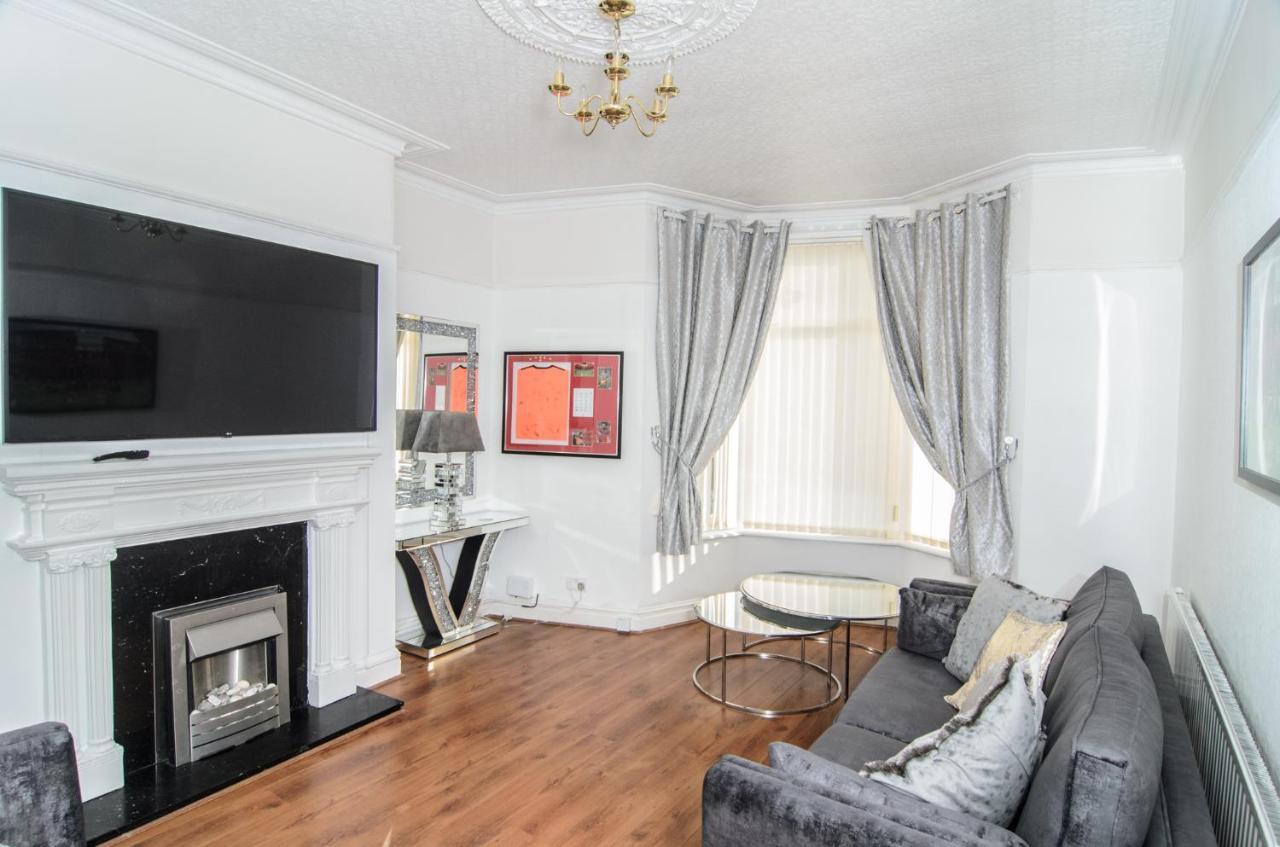 리버풀 Riverpool - Elegant House 1 Minute Walk To Anfield Stadium 빌라 외부 사진