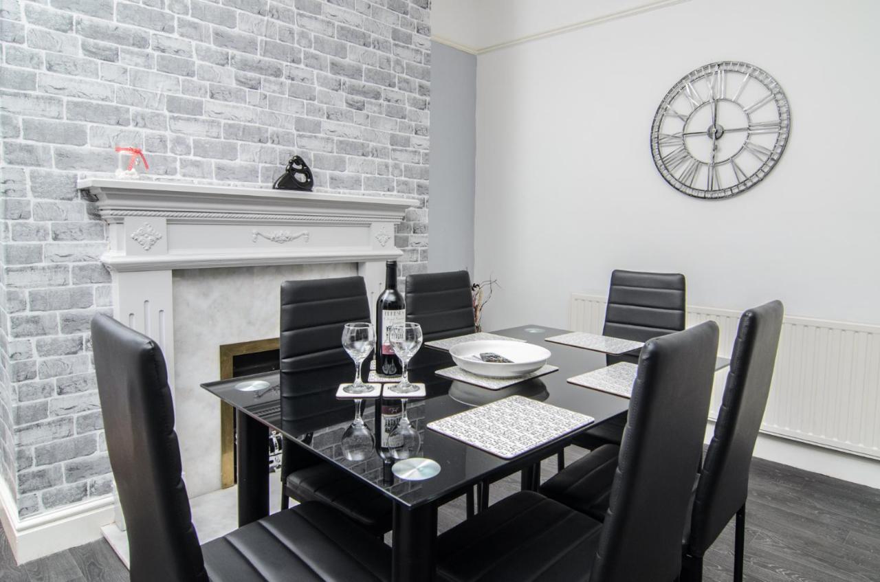 리버풀 Riverpool - Elegant House 1 Minute Walk To Anfield Stadium 빌라 외부 사진