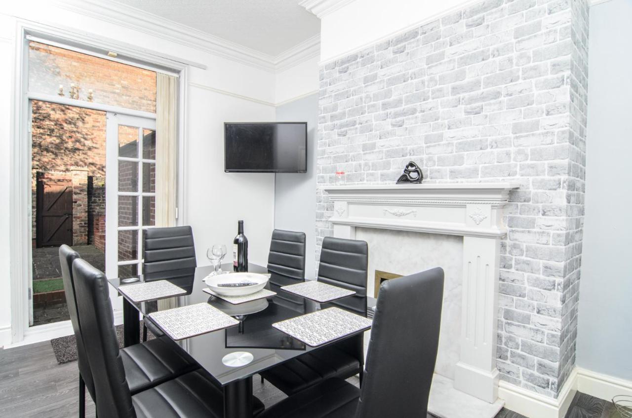 리버풀 Riverpool - Elegant House 1 Minute Walk To Anfield Stadium 빌라 외부 사진